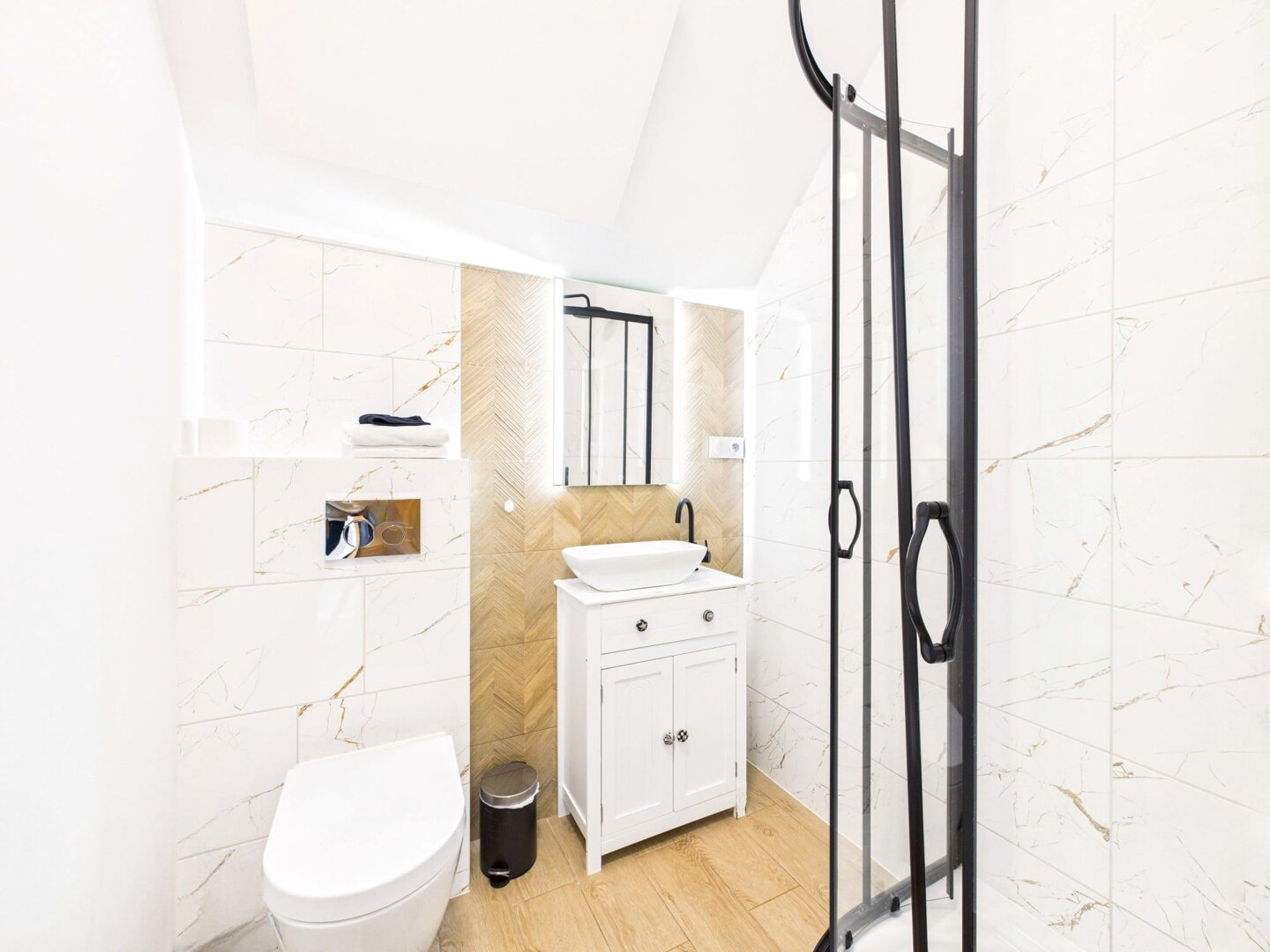 BOROWIEC INVEST PIOTR BOROWIEC - 4