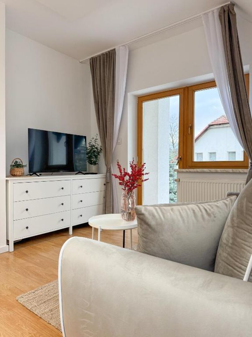 BOROWIEC INVEST PIOTR BOROWIEC - 18